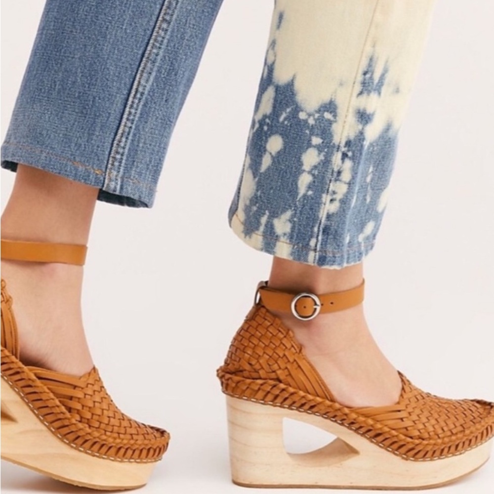Women's Tan Woven Wedge Sandals